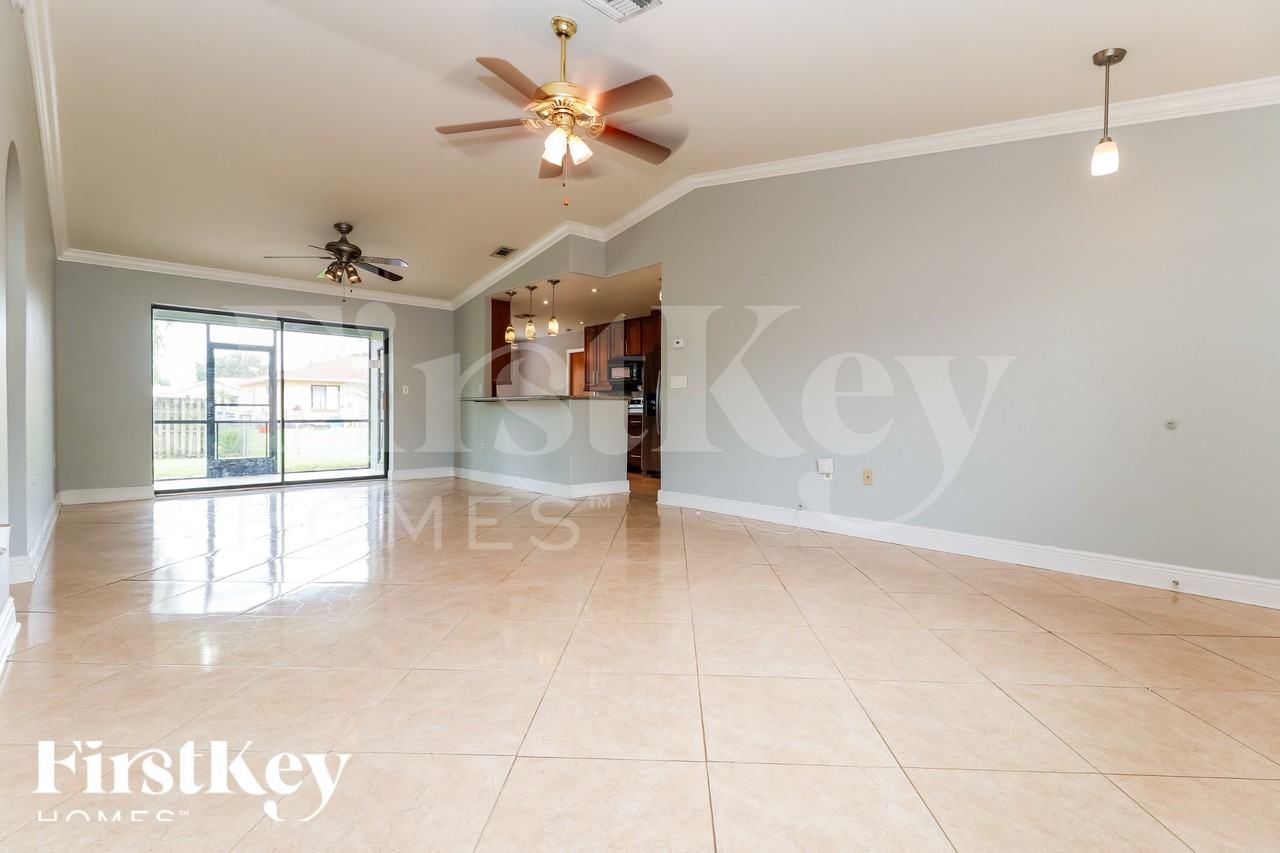 8401 Buena Vista Rd - Photo 3 of 18
