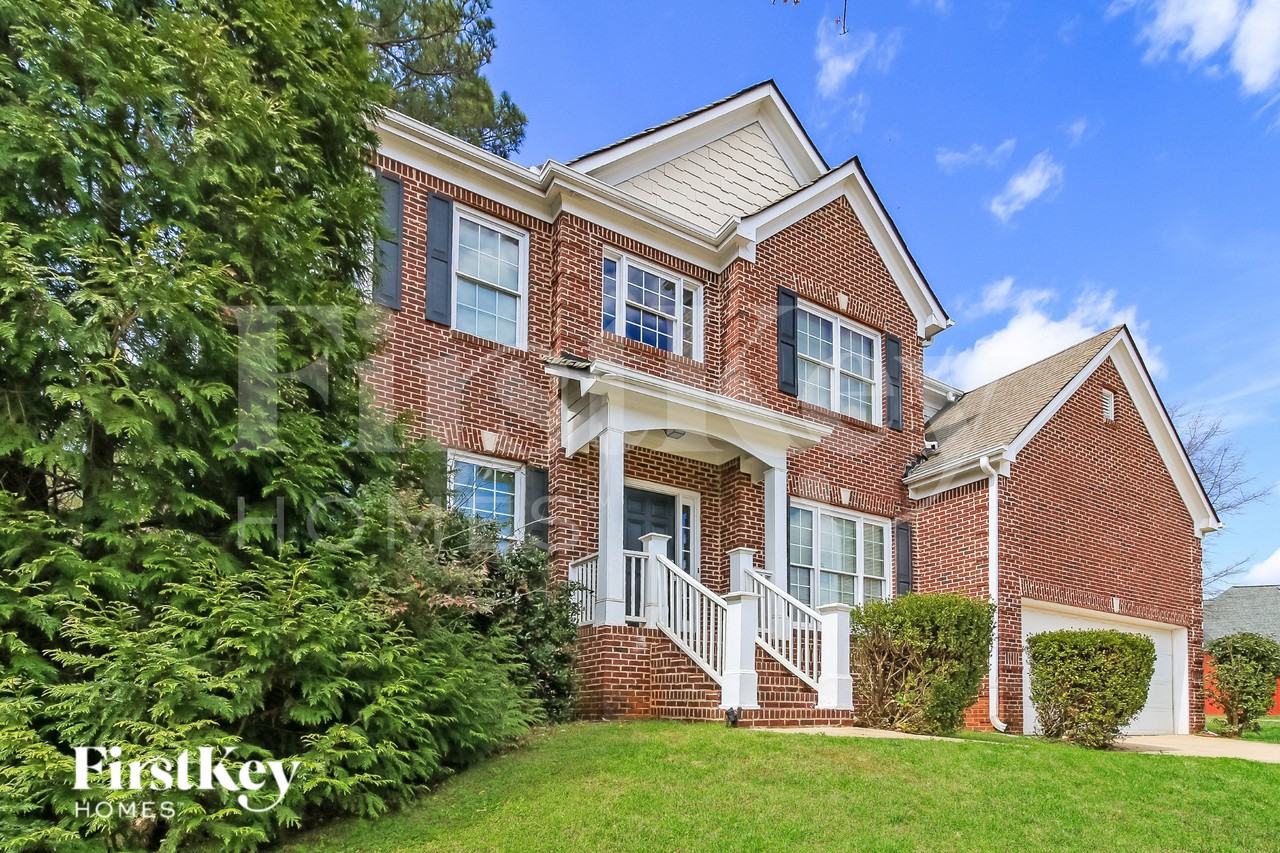 8122 Primrose Cv Se - Photo 2 of 19