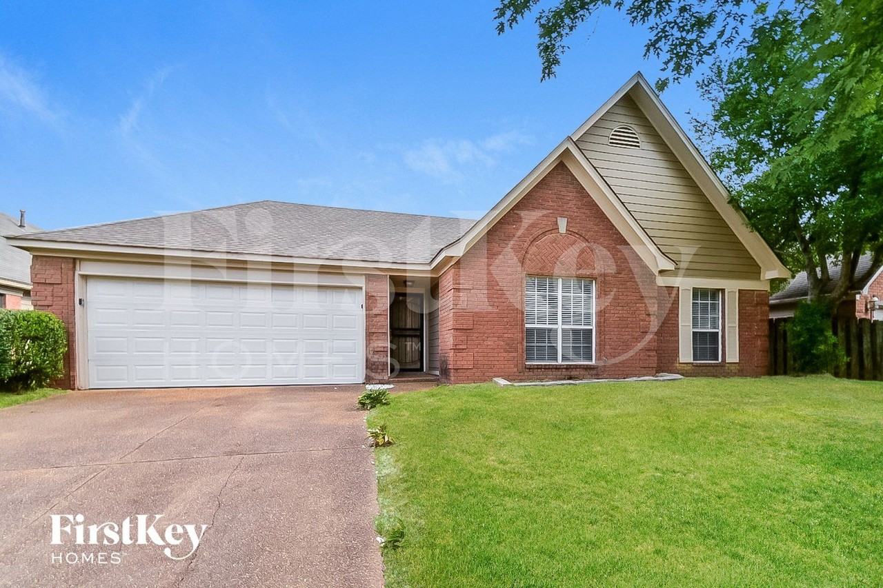 6546 Valley Oak Dr - Photo 2 of 15