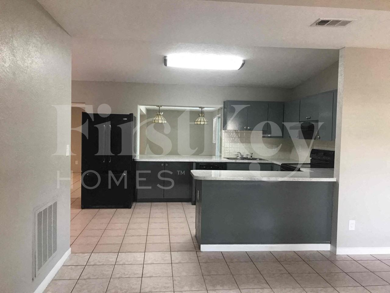 6178 39th Ave N - Photo 3 of 23