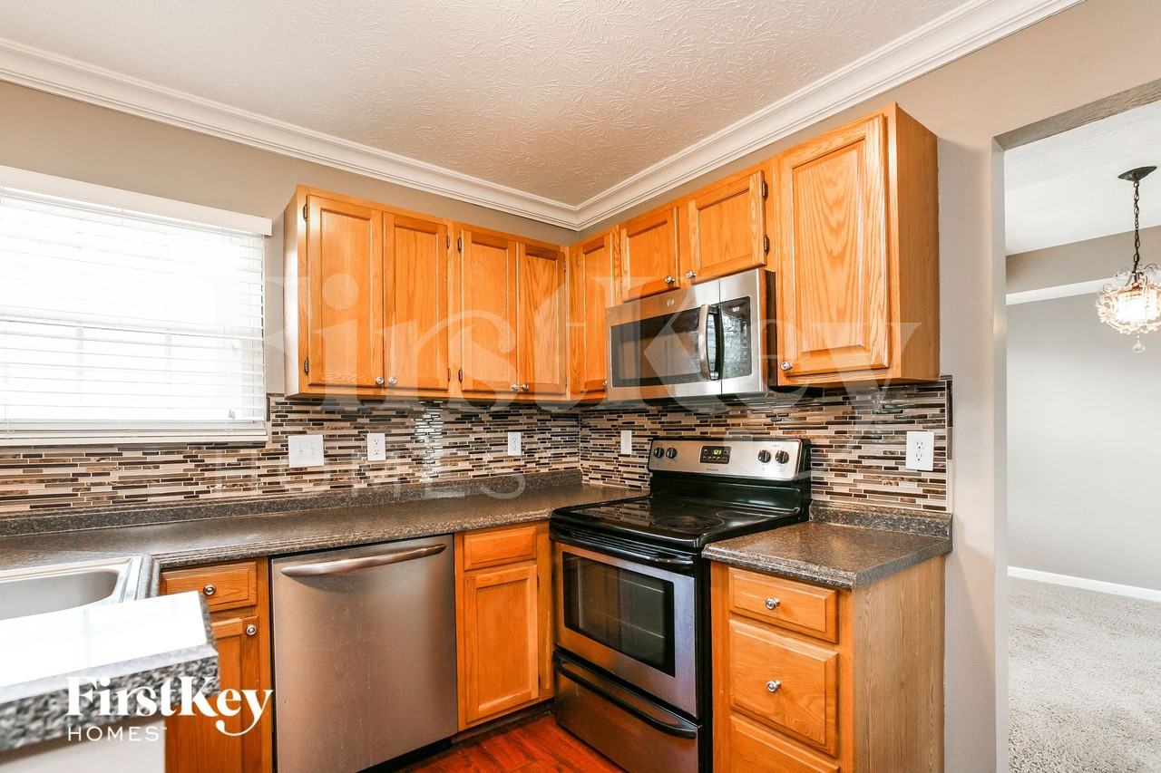 5970 Polonius Dr - Photo 7 of 15