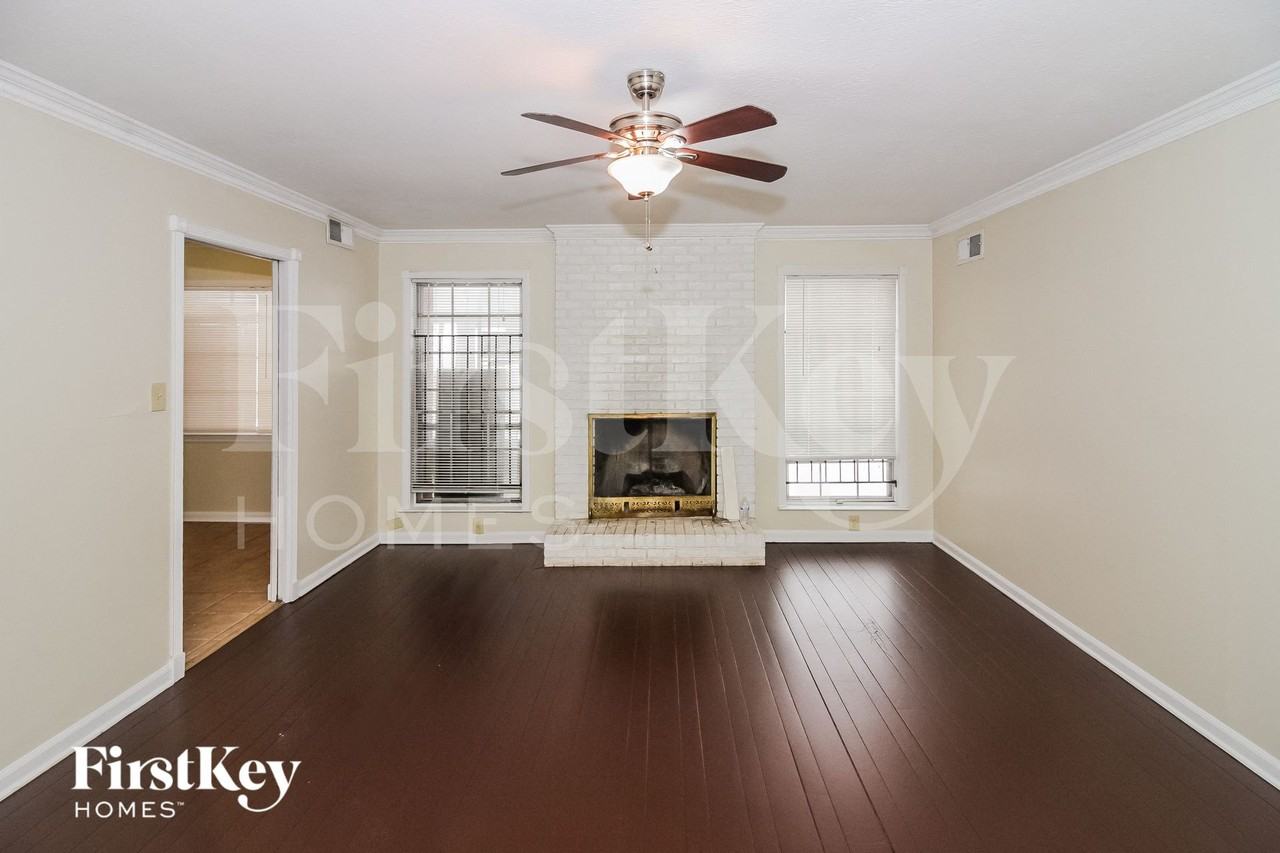 5809 Foxdale Rd - Photo 2 of 13