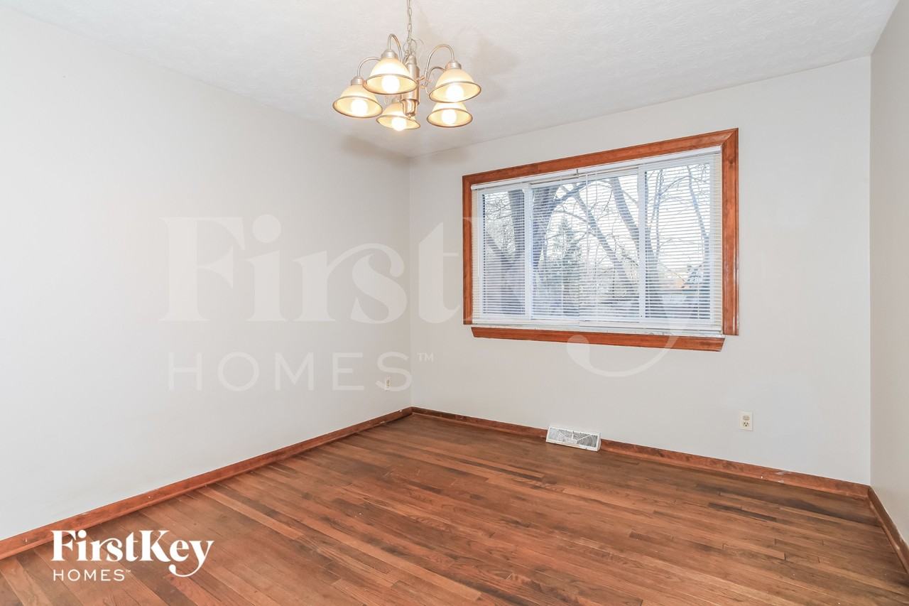 5731 David Pl - Photo 5 of 15