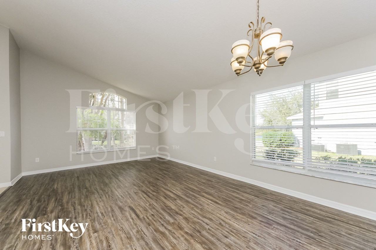 5219 Alavista Dr - Photo 5 of 15