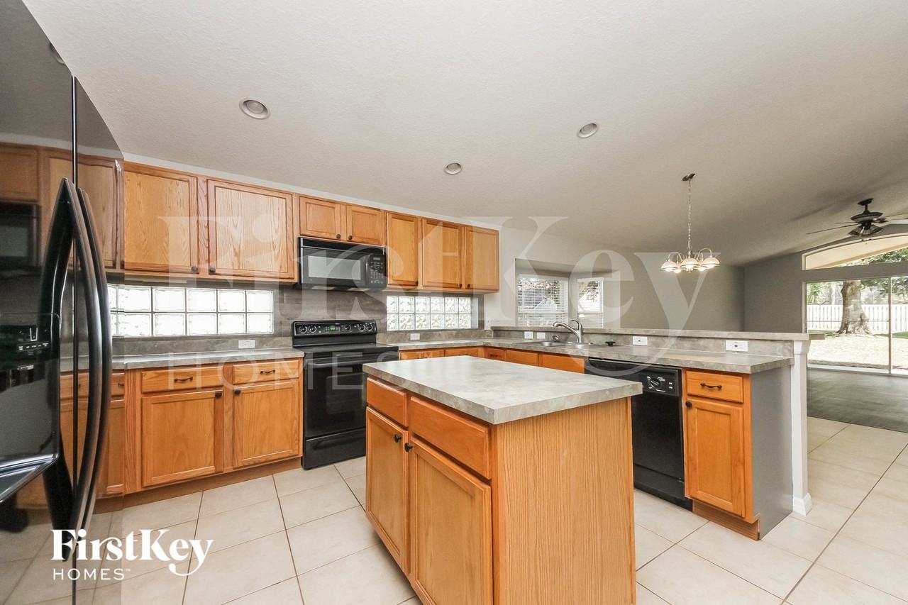 5219 Alavista Dr - Photo 7 of 15