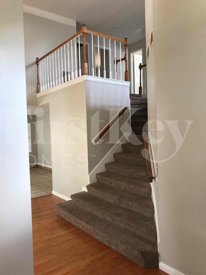 4907 Pine Prairie Ln - Photo 4 of 24