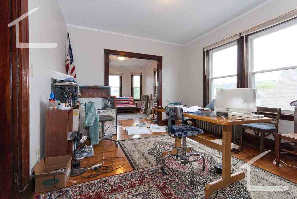 19 Portsmouth St #3 - Photo 2 of 11