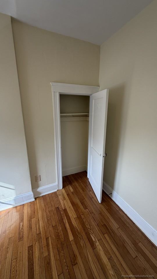 223 Essex St #46 - Photo 7 of 16