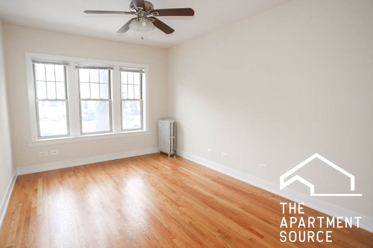 5115 N Winchester Ave #1 - Photo 3 of 14