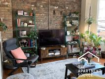 850 W Fletcher St #R2 - Photo 1 of 1