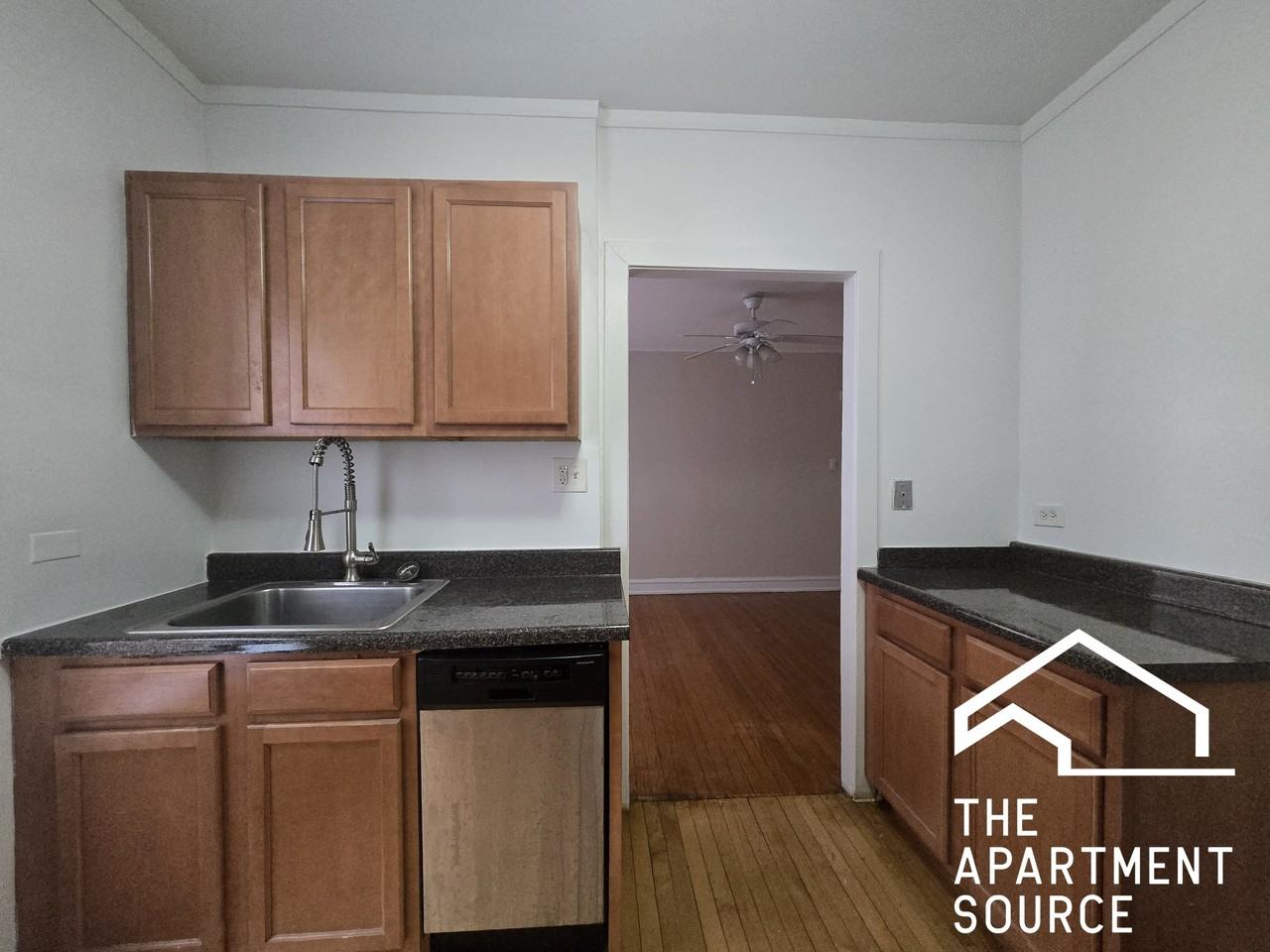 802 Washington St #1 - Photo 3 of 10