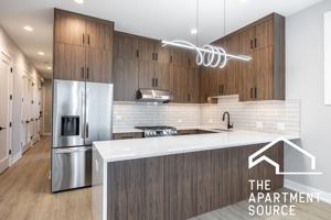 featured image of 3738 S Calumet Ave #1S