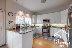 featured image of 1723 N Wood St #SFH