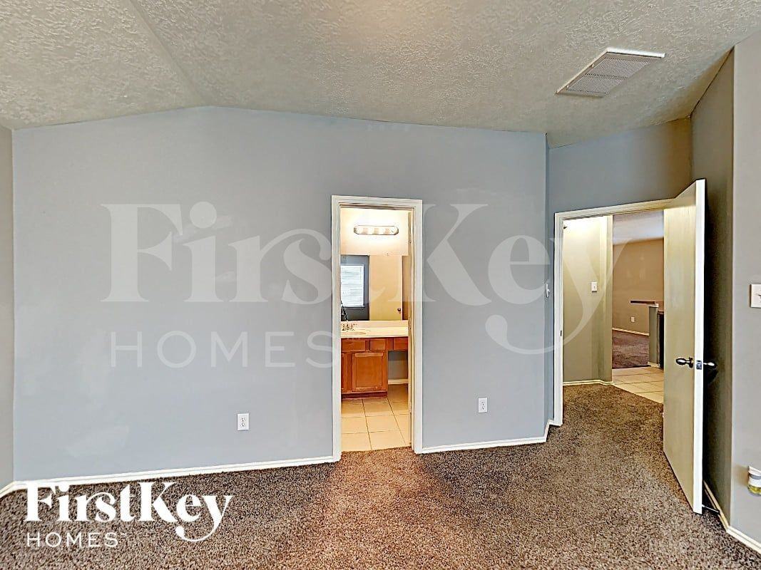 20735 Dewberry Creek Ln - Photo 7 of 17