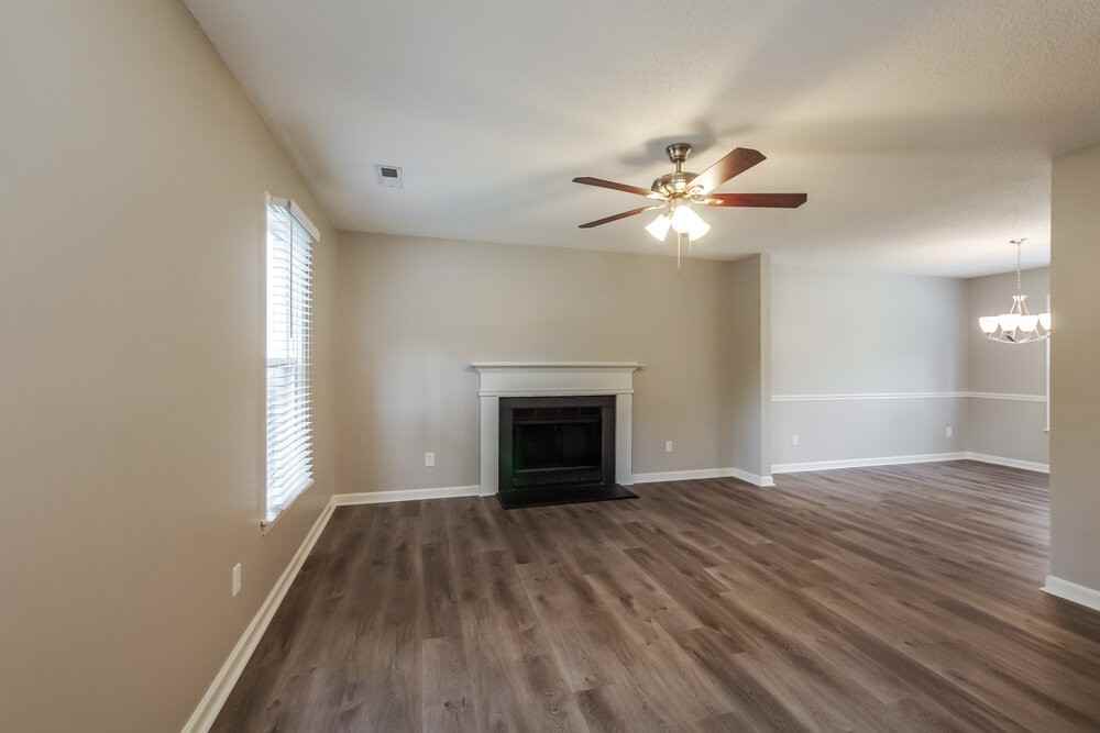 4204 Hounds Run Dr - Photo 5 of 16