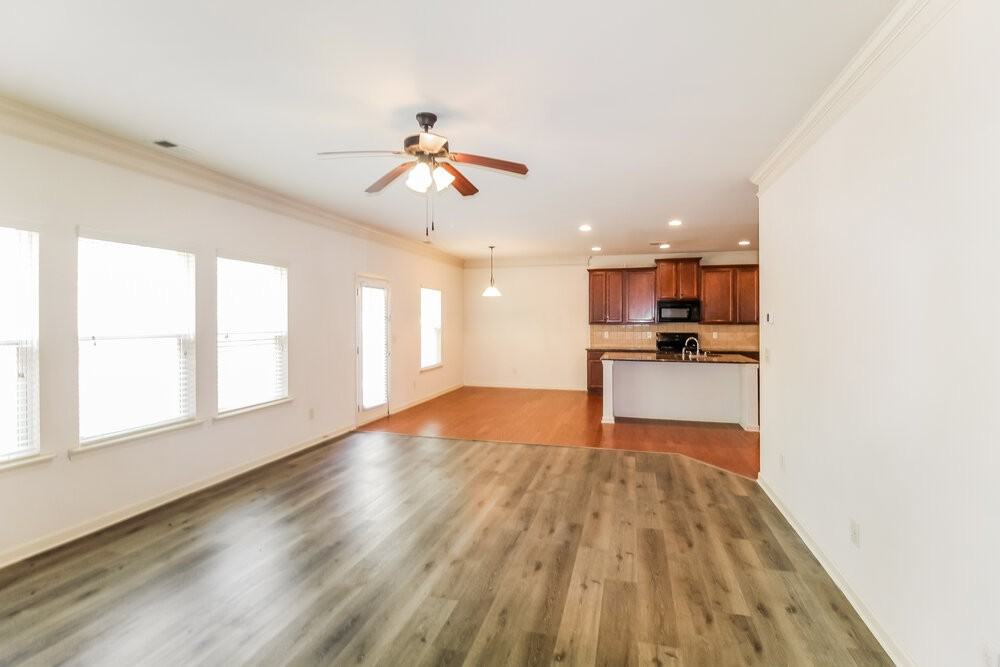 4322 Mill Farm Ln - Photo 6 of 17