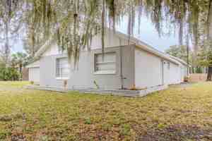 featured image of 129 W Church St #1