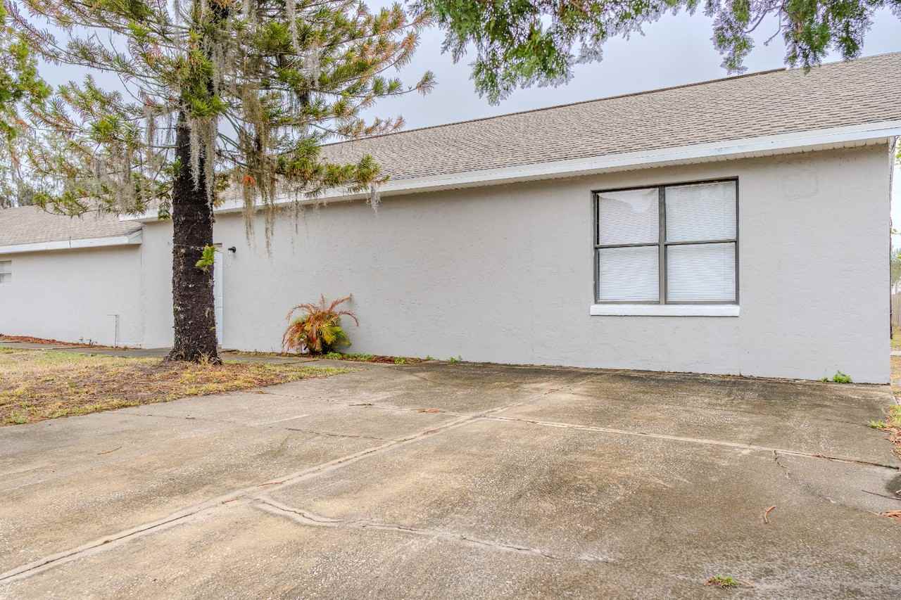 129 W Church St #1 - Photo 3 of 24