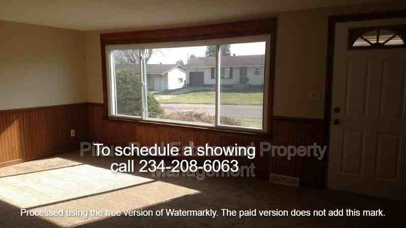 1017 Niles St Sw - Photo 2 of 23