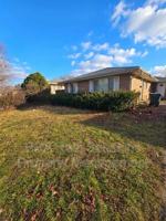 featured image of 847 Byron Ave