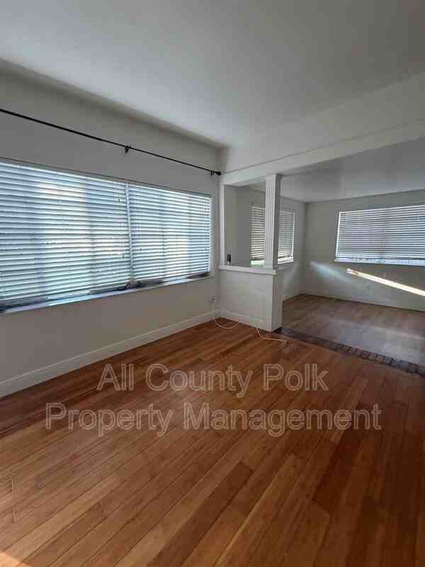 2700 Homer Cir - Photo 5 of 15