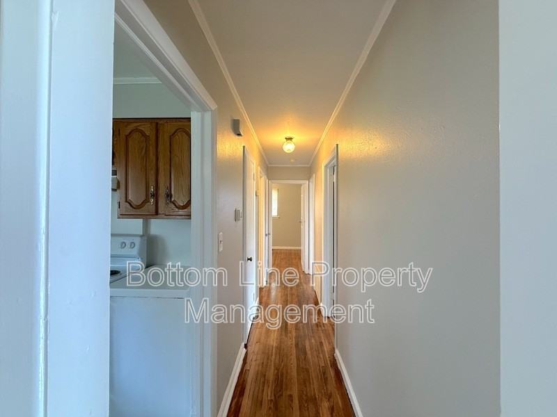 5530 Radford Ave - Photo 6 of 13