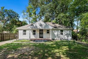 featured image of 810 Indian Dr