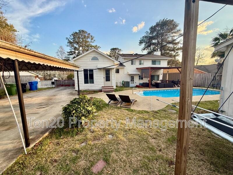 4228 Will Rhoades Dr - Photo 3 of 6