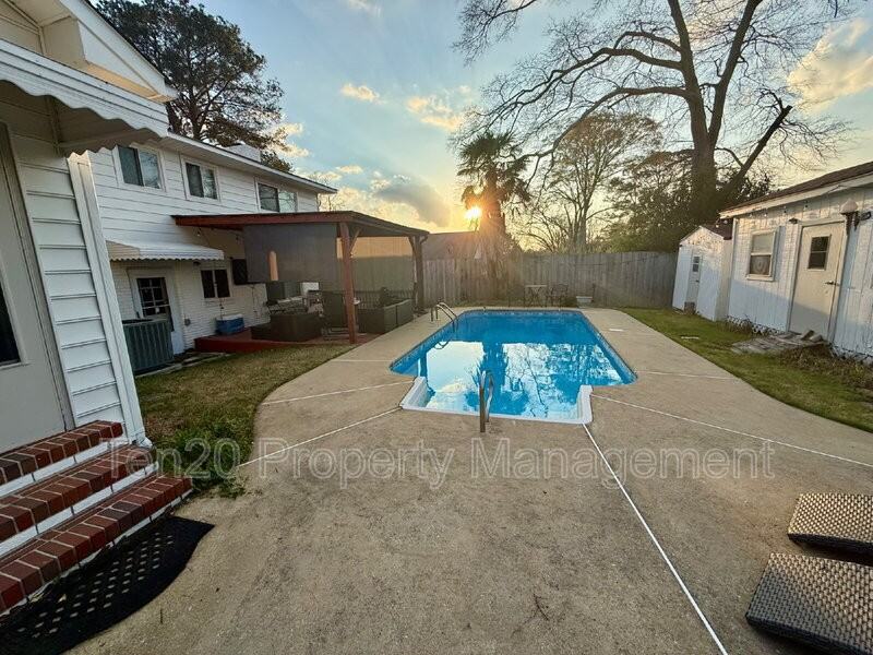 4228 Will Rhoades Dr - Photo 4 of 6