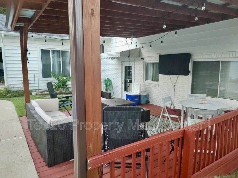 4228 Will Rhoades Dr - Photo 6 of 6