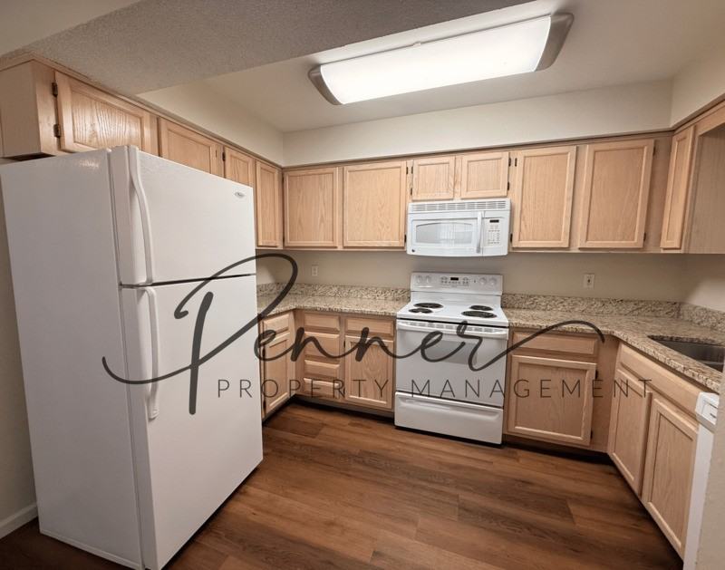 4616 Ne Whispering Winds Dr #A - Photo 3 of 13