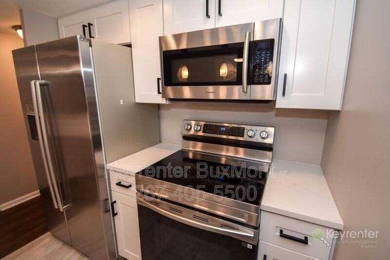 156 Berwick Pl #22G - Photo 2 of 11