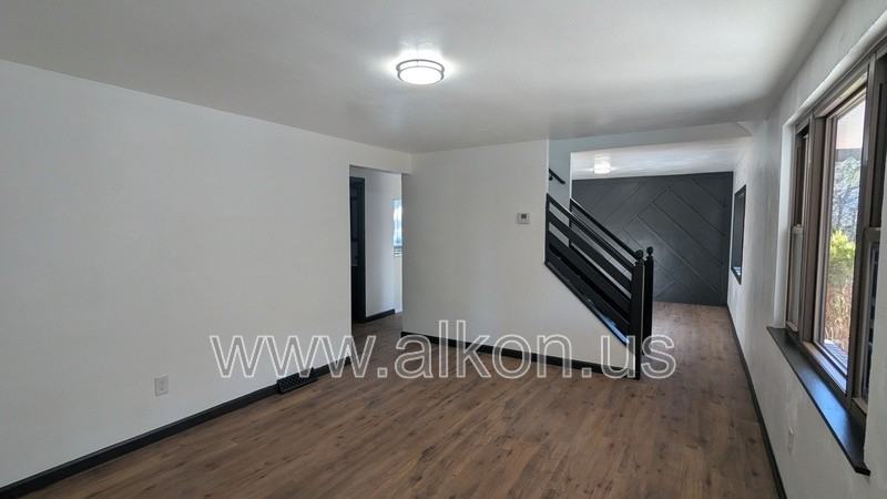 11225 Azalea Dr - Photo 3 of 5