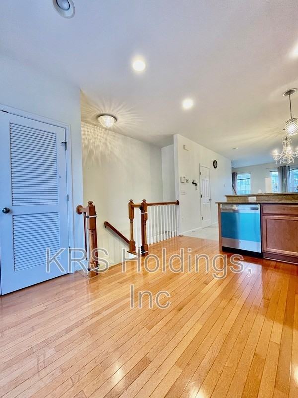 15706 John Diskin Cir #138 - Photo 7 of 24