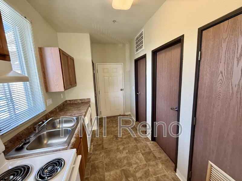 1600 I Street Bldg #3202 - Photo 3 of 12