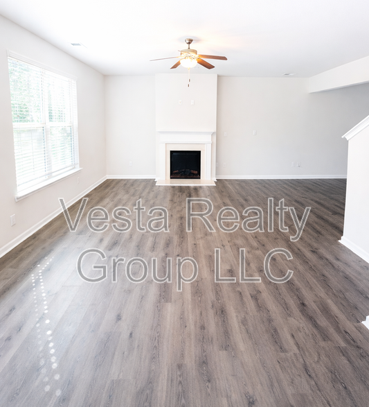 214 Patriots Way - Photo 6 of 20