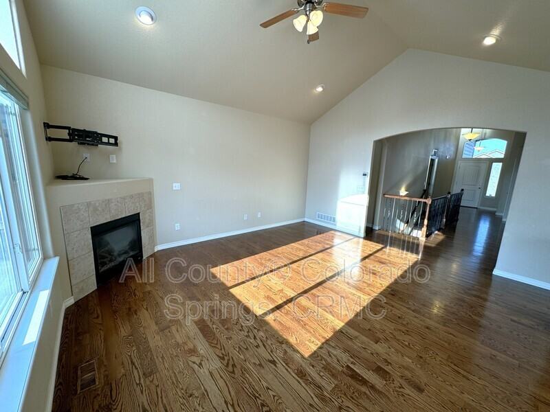 7768 Forest Valley Loop - Photo 2 of 39