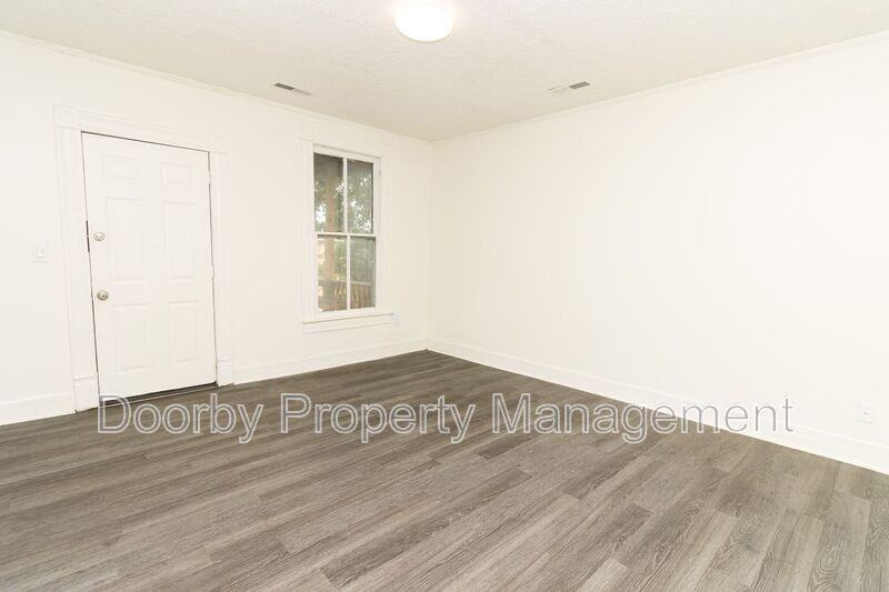 4902 13th Ave - Photo 2 of 18