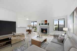 6601 S 8th St #B07 - Photo 1 of 1