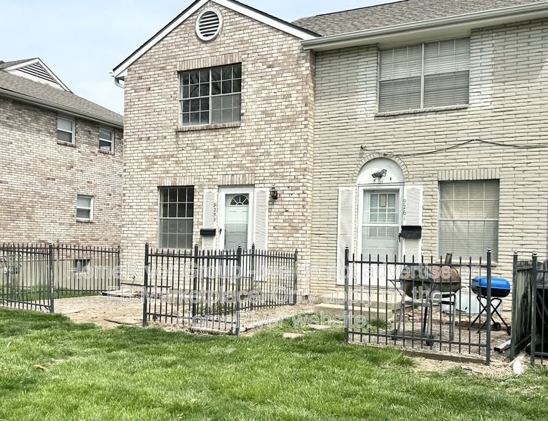 9259 Nieman Rd - Photo 2 of 8