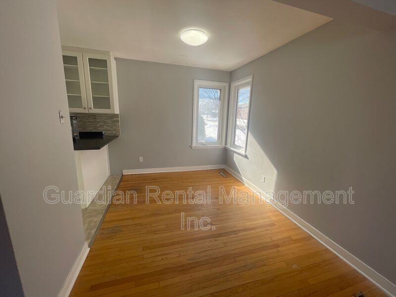 110 Stardust Cres #1 - Photo 7 of 22