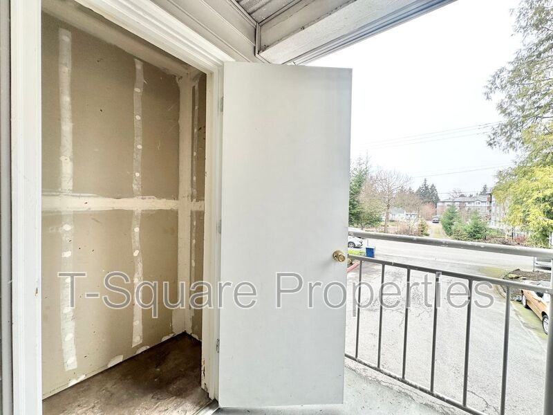 7041 S 116th Pl #203 - Photo 3 of 19