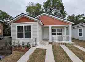 featured image of 1438 W 6th St