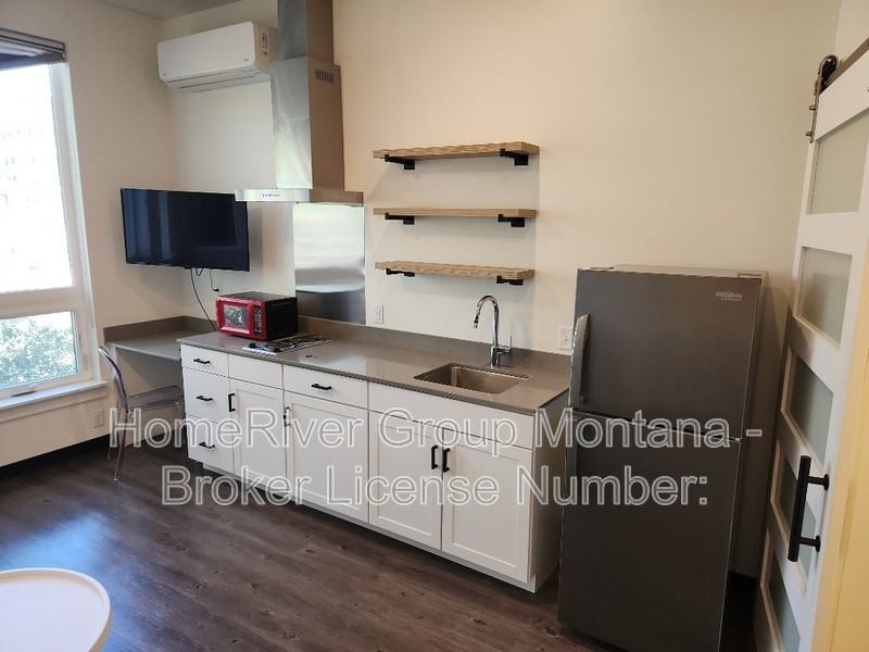 320 Clay St #309 - Photo 4 of 8