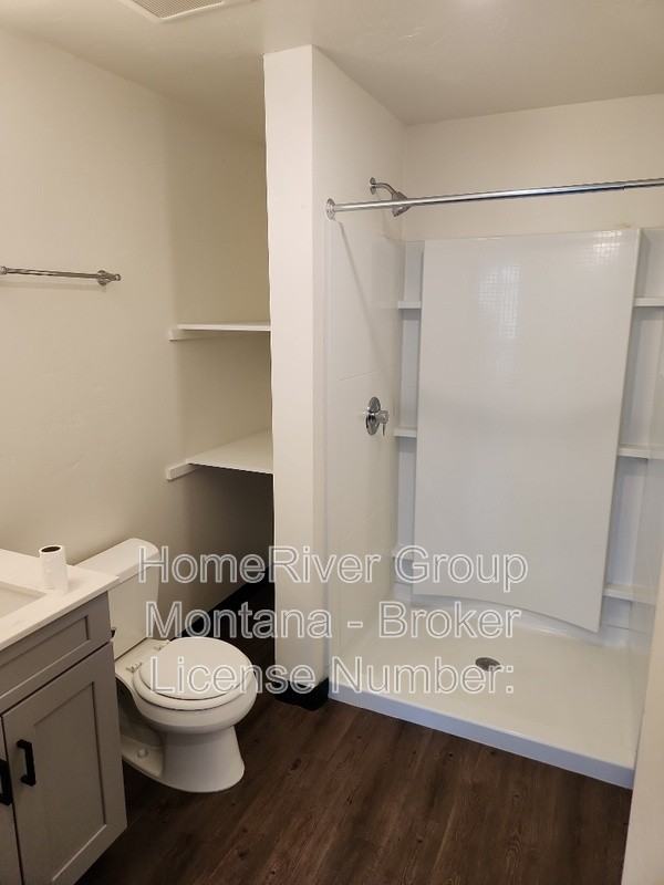 320 Clay St #309 - Photo 6 of 8