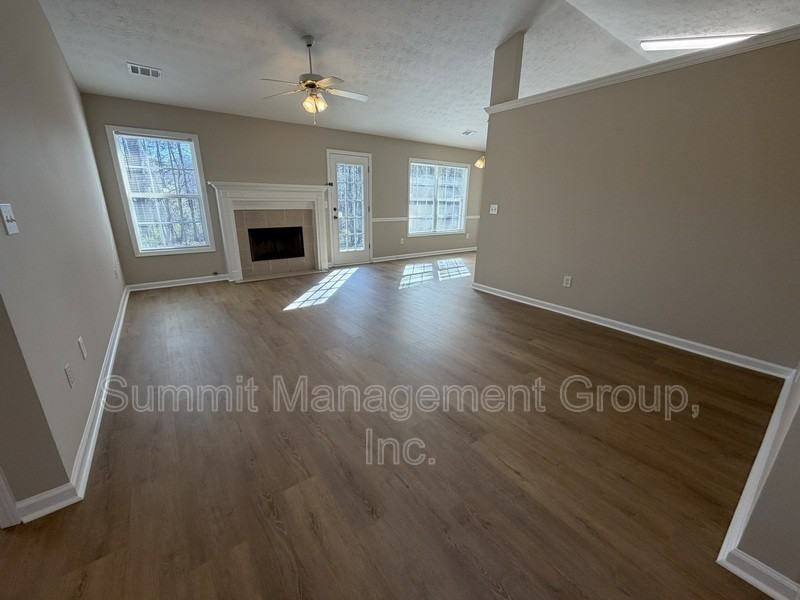 25 Stephens Way - Photo 2 of 35