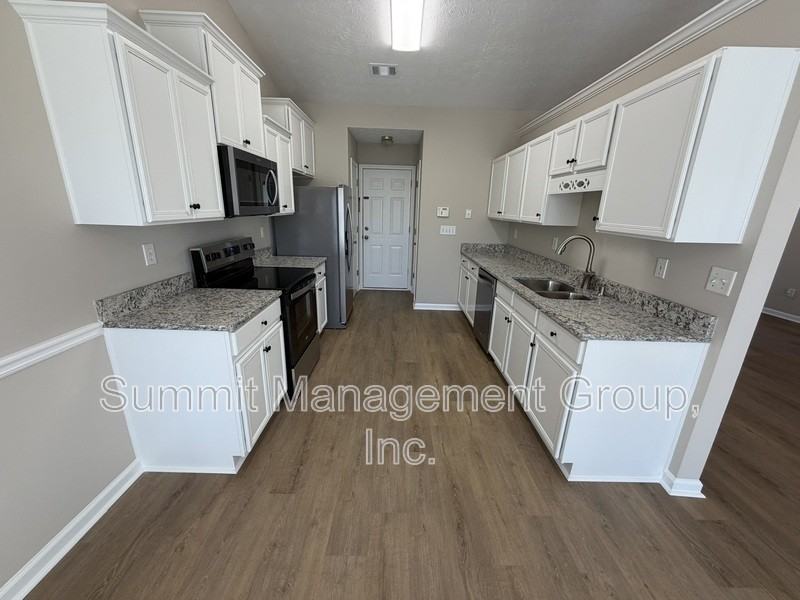 25 Stephens Way - Photo 6 of 35