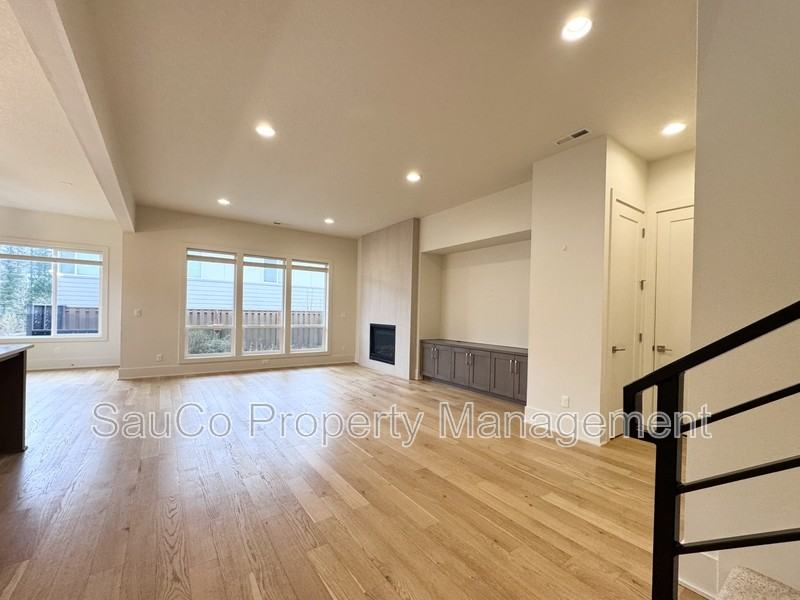 4494 Nw Ashbrook Dr - Photo 2 of 27