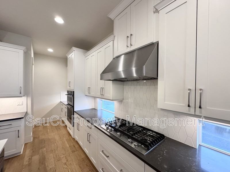 4494 Nw Ashbrook Dr - Photo 7 of 27