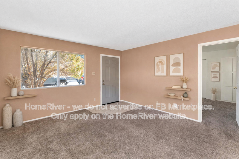 8916 N 11th St #A - Photo 4 of 42